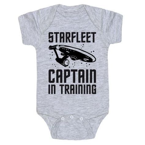 A cute and funny idea for a onesie! Star Trek Baby, Toddler Clothing Stores, Captain America Tshirt, Geek Baby, Geek Shirts, Diy Shirts, Cute Star, Future Children, Kid Fashion