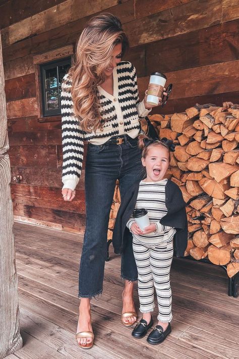 Mommy Daughter Fall Outfits, Mom And Daughter Matching Outfits, Cute Fall Outfit Ideas, Emily Ann Gemma, Mommy And Me Matching Outfits, Emily Gemma, Emily Ann, Mom And Daughter Matching, Fall Chic