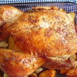 Herbed Roasted Chicken Baked Hen Recipe, Roasted Chicken Recipe, Menu Catering, Christmas Main Dishes, Recipes From Around The World, Herb Roasted Chicken, Turkey Dishes, Roast Chicken Recipes, Passover Recipes