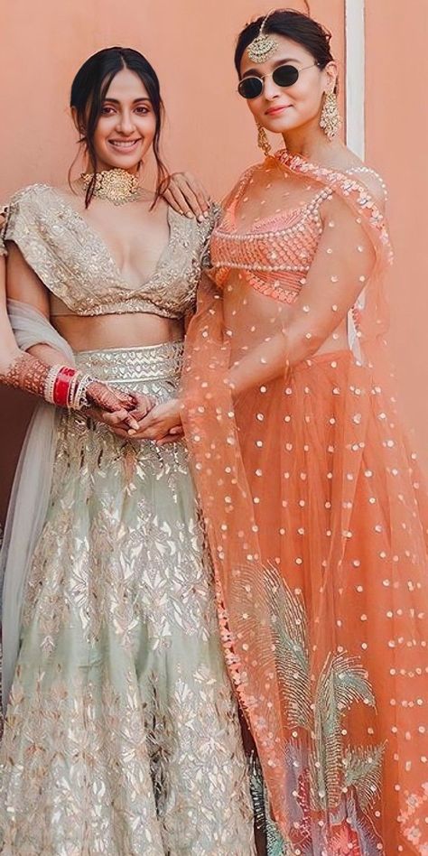 Lehenga Alia Bhatt, Alia Bhatt Wedding Looks, Alia Bhatt In Saree, Saree Alia Bhatt, Ali Bhatt, Alia Bhatt Lehenga, Alia Bhatt Hairstyles, Diwali Outfits, Indian Outfits Lehenga