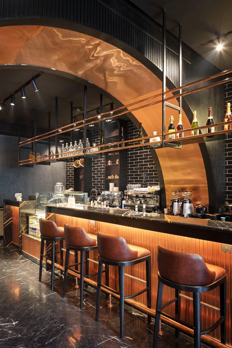 Copper In Interior Design, Copper Bar Design, Bar Interior Design Modern, Pub Design Interiors, Steakhouse Interior, Copper Furniture, Twist Pop, Restaurant Design Inspiration, Copper Interior