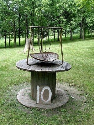 a whole website dedicated to diy disc golf baskets! I so want to make some at my parents house! Disc Golf Basket, Disc Golf Baskets, Cable Spool, Course Ideas, Golf Diy, Golf Academy, Pool Fun, Golf Magazine, Golf School