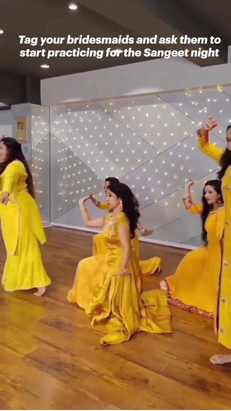 Simple Dance Steps For Wedding, Engagement Dance, Bridesmaid Dance, Indian Wedding Songs, Sangeet Night, Haldi Dress, Feel The Music, Mehndi Dresses, Simple Dance