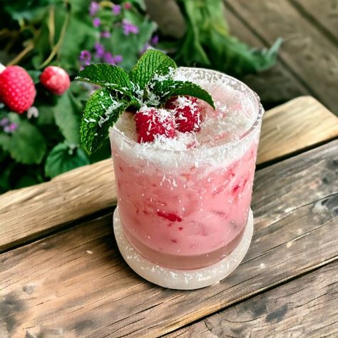 Raspberry Coconut Mojito Recipe - Styled By Daisies Raspberry Coconut Mojito, Passion Fruit Margarita Recipe, Coconut Mojito Recipe, Strawberry Mojito Recipe, Passion Fruit Margarita, Raspberry Drink, Pineapple Mojito, Bar Tender, Coconut Mojito