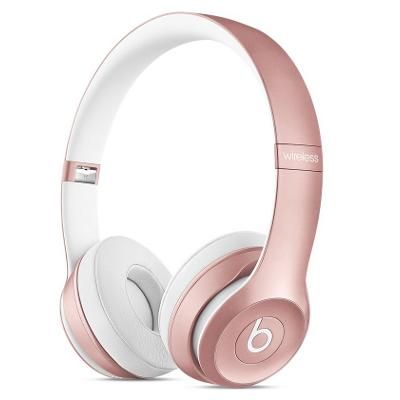 Tech: These New Beats Headphones Will Totally Match Your Pink iPhone Gold Beats, Beats Solo 3, Beats Solo3, Head Phones, Cute Headphones, Beats Solo, Cool Gifts For Teens, Beats By Dre, Music Accessories