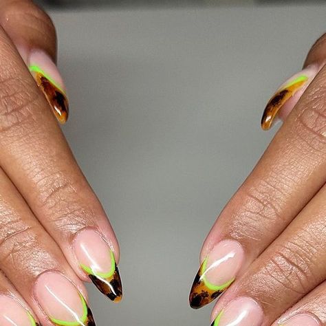 Kristin 🙃 Houston nailartist on Instagram: "Yoooo this color with the tortoise 👩🏻‍🍳💋 .. . . . . . . #tortoiseshellnails #tortoiseshellnailart #houstonnails #houstonnailtech #houstonnailartist #nailartist #summernails #summernailart #neonnails #hardgelhouston #frenchnails #frenchtipnails" Neon And Tortoise Shell Nails, Tortoise Shell Nails With Neon, Neon Tortoise Shell Nails, Tortoise Shell French Tip Nails, Tortoise French Tip Nails, Tortoise Nails, Tortoise Shell Nails, Shell Nails, French Ideas