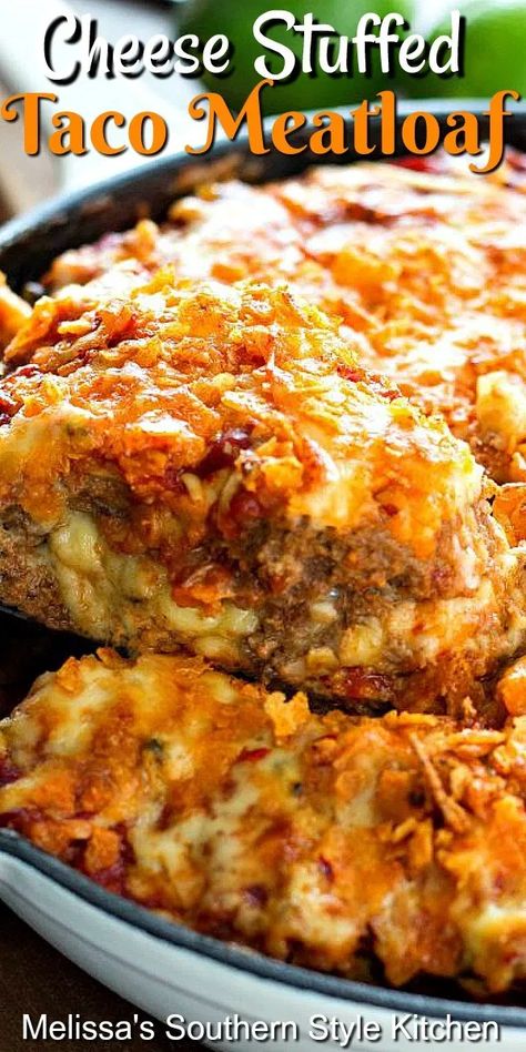 Taco Meatloaf, Cheese Stuffed Meatloaf, Good Meatloaf Recipe, Beef Casserole Recipes, Mexican Food Recipes Easy, Cheese Stuffed, Beef Recipes Easy, Easy Casserole Recipes, Beef Recipes For Dinner