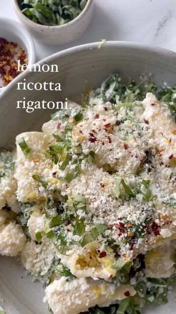 Healthy Recipes on Instagram: "This one-pot lemon ricotta rigatoni fits the bill for both. 🙌🏻🍋😌 all you need is five ingredients, 15 minutes, your well-loved sweatpants By @sara.haven we love a low key noodle night like we love a couch n’ cozies situation 🤤 leftovers can be stored in the fridge for up to three days — although they never last that long — and the sauce can be made vegan/dairy-free. no arugula? sub spinach or omit! you’ve got options but sleeping on this recipe isn’t one of th Sara Haven, Lemon Ricotta, Rigatoni, Arugula, One Pot, I Love Food, Low Key, Pasta Dishes, Ricotta