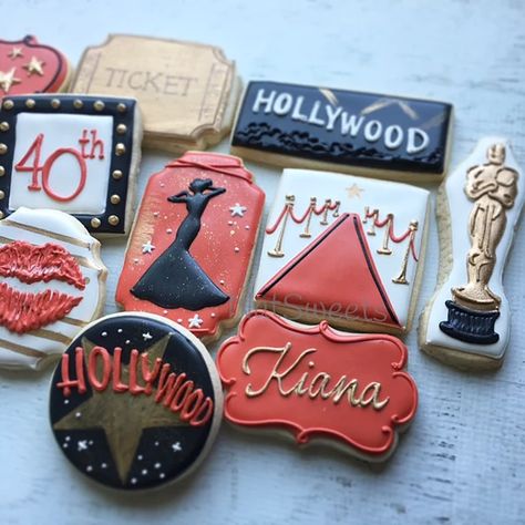 Red Carpet Themed Birthday Party, Hollywood Room, Hollywood Sweet 16, Red Carpet Sweet 16, Red Carpet Theme Party, Hollywood Birthday Parties, Red Carpet Theme, Hollywood Birthday, Engagement Cookies