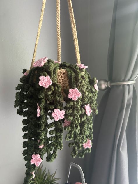 Gifts Crochet, Crochet Fairy, Crochet Plant, Crochet Braid, Crochet Business, Crochet Design Pattern, Crochet Decoration, Fun Crochet Projects, Crochet Flower Patterns