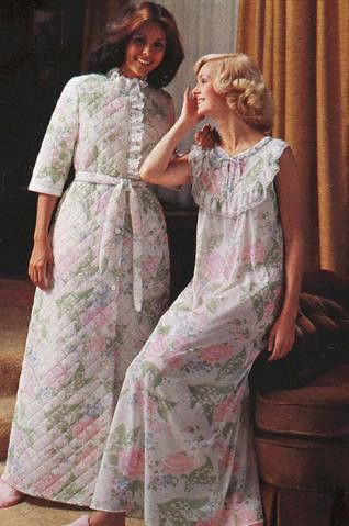 1950s Nightwear, Victorian Dress Pattern, Quilted Robe, Pijamas Women, Night Gown Dress, Pajama Pattern, Quilt Dress, Loungewear Luxury, Prom Dress Inspiration