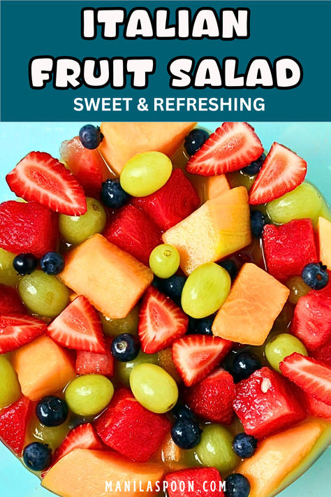 This light and healthy Italian fruit salad is the delicious way to take in all that nutrients from your favorite fruits and berries. So refreshingly good, it's the perfect summer treat! Italian Fruit Salad, Italian Fruit, Fruit For Diabetics, Italian Salad Recipes, Pecan Pie Easy, Blueberry Season, Healthy Italian, Candied Sweet Potatoes, Healthy Recipes For Diabetics