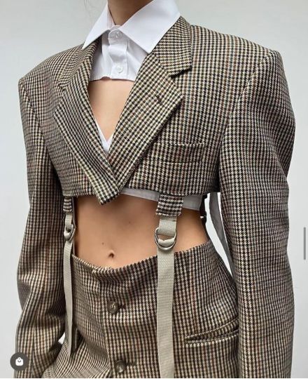 Fashion Week 2024, Diy Clothes Design, Woman Suit Fashion, Blazer Set, Creation Couture, Fashionista Clothes, Upcycled Fashion, Mode Inspo, Luxury Goods