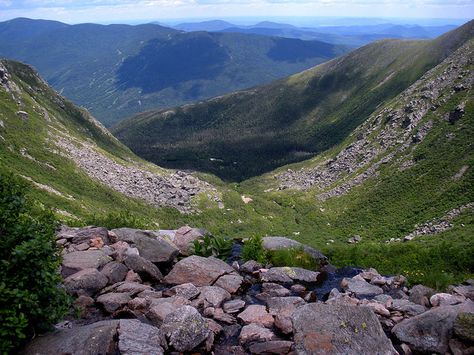 Tuckerman Ravine New England Usa, White Mountain National Forest, New England States, White Mountain, Happy Trails, White Mountains, Take A Hike, The Mountains Are Calling, Fall Travel