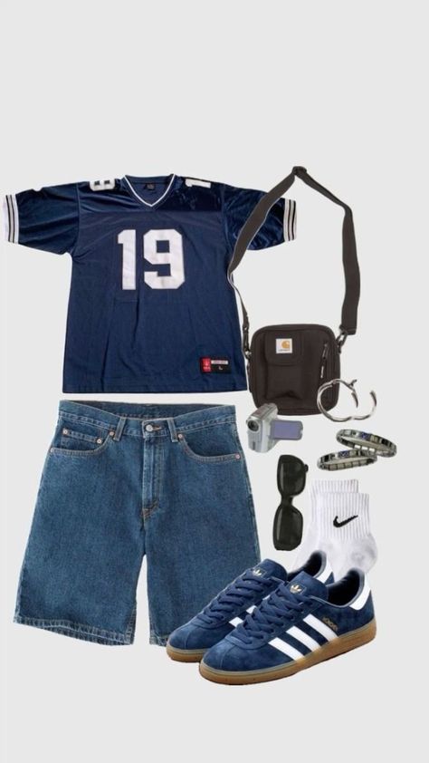 Jorts Mens Outfits 2000s, Jorts Mens Outfits, Sport Street Style, Jorts Outfit, Skater Outfits, Outfits 2000s, Baggy Clothes, Outfit Inspo Casual, Casual School Outfits