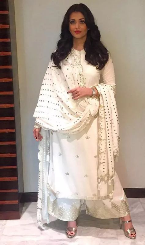 Aishwarya Rai's Outfits - In An Off-White Sharara ऐश्वर्या राय, डिजाइनर कपड़े, Sharara Designs, Kurta Dress, Salwar Kamiz, Aishwarya Rai Bachchan, Indian Woman, Dress Indian Style, White Outfit