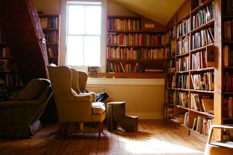 Attic Rooms – 11 Different Conversion Ideas | Home Tree Atlas Attic Library, Lots Of Books, Small Attic, Attic Flooring, Attic Design, Attic Storage, Attic Renovation, Attic Spaces, Attic Remodel