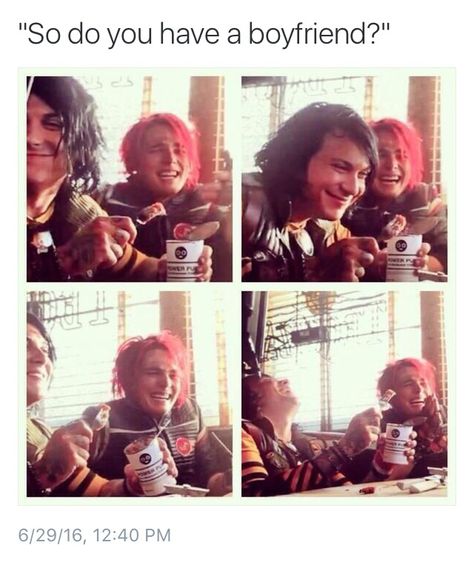 I swear to god I only pinned this because them laughing is the best thing ever and you can not tell me otherwise. Fun Ghoul, Film Memes, Party Poison, Emo Band Memes, Funny Girlfriend, Danger Days, Mcr Memes, Emo Trinity, Emo Memes