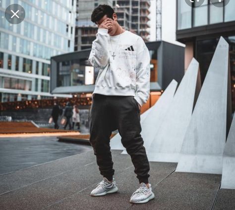 Hypebeast Streetwear, Streetwear Male, Outfits Streetwear, Skate Wear, Fashion Articles, Contemporary Outfits, Outfits With Hats, Urban Wear, Sneakers Outfit