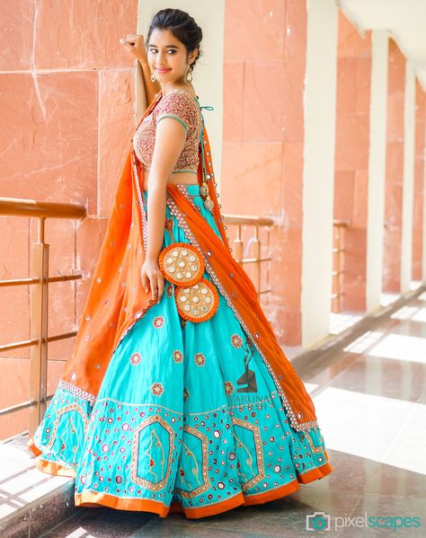 Best site to plan a modern Indian wedding, WedMeGood covers real weddings, genuine reviews and best vendors | candid photographers, Make-up artists, Designers etc Orange Lehenga, Saree Bollywood, Choli Designs, Red Lehenga, Lehenga Designs, Indian Attire, Indian Outfit, India Fashion, Blue And Orange