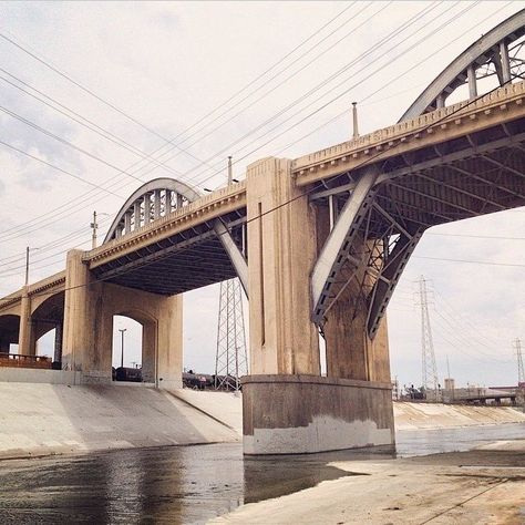 Los Angeles River, River Bridge, Los Angeles City, Vintage Los Angeles, Downtown Los Angeles, Brooklyn Bridge, Wonderful Places, Instagram Account, The Good Place