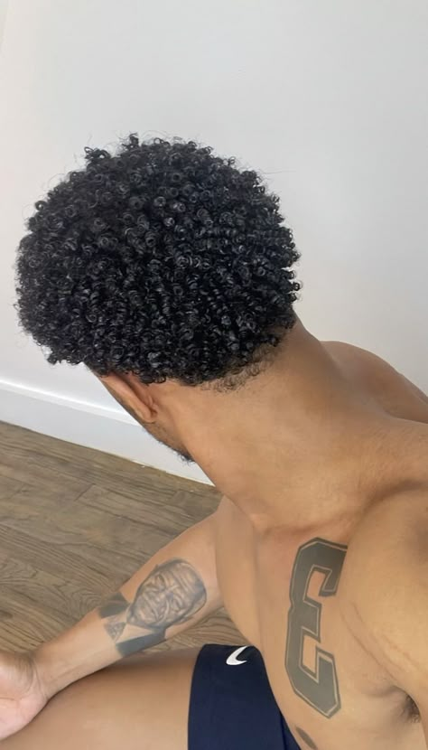 Curly Hair On Black Guys, Mens 4c Hairstyles, Long Afro Curly Hair, Afro Haircut Men, Curly Hair Black Men, 4a Curly Hair, 4c Curly Hair, Curly Hair Taper, 3c Hair Type