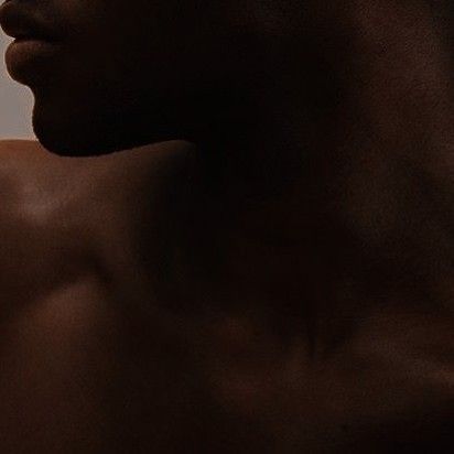 Dark Skin Guy Aesthetic, Brown Skin Aesthetic Male, Tan Skin Aesthetic Male, Brunette Male Aesthetic, Black Wavy Hair Men, Shapeshifter Aesthetic Male, Black Prince Aesthetic, Black Man Aesthetic Faceless, Black Person Aesthetic