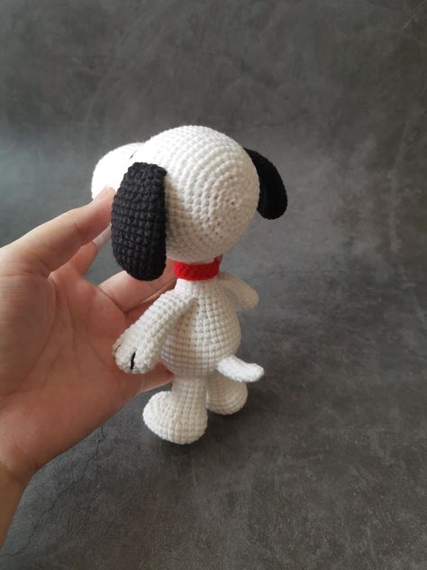 Handmade Snoopy Inspired Doll Crochet Snoopy Inspired - Etsy Crochet Snoopy, Crochet Princess, Diy Crochet Patterns, Crochet Angels, Dog Crochet, Dog Doll, Snoopy Wallpaper, Doll Crochet, Crochet Dog