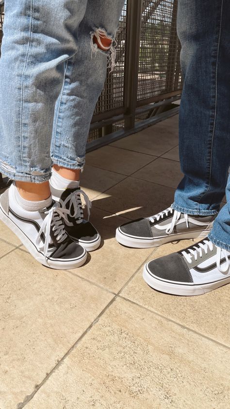 Matching Shoes For Couples Vans, Matching Vans Couple, Vans Outfit Aesthetic, Matching Couple Shoes, Matching Shoes For Couples, Customised Vans, Vans Outfit, Couple Shoes, Matching Shoes