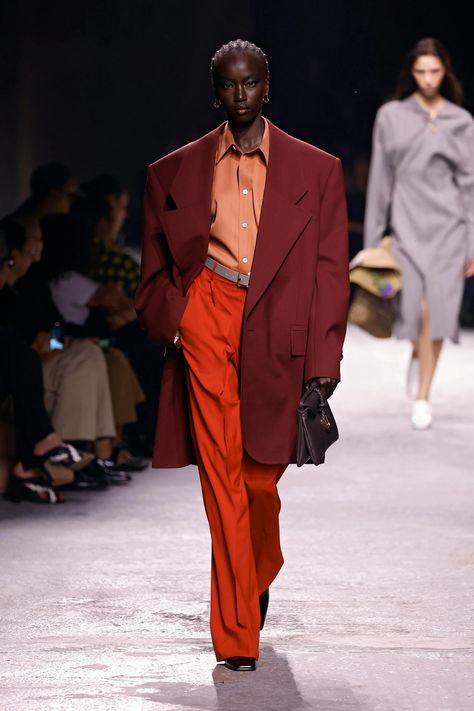 Spring/Summer 2025 Color Trends From the Runways 2025 Colour Trend, Colour Trends 2025, Spring Summer 2025 Trend, Spring 2025 Trends, Spring 2025 Color Trends, 2025 Color Trends, Orange Trends, Singapore Fashion, Vietnam Fashion