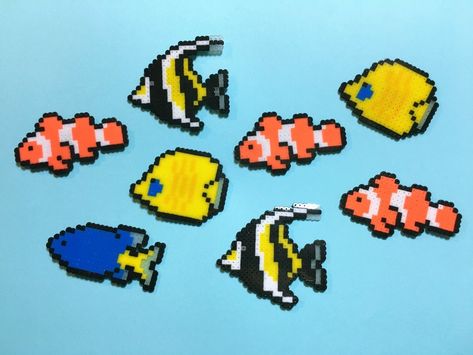 Betta Fish Perler Beads, Perler Beads Sea Animals, Perler Bead Patterns Fish, Fish Hama Beads, Fish Perler Bead Patterns, Fish Perler Beads, Perler Bead Fish, Perler Creations, Pearl Beads Pattern