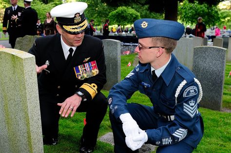 Air Cadets Canada, Air Cadets, Candle Light Vigil, Canadian Armed Forces, Canadian Military, Rear Admiral, Military News, Air Forces, Military Uniforms