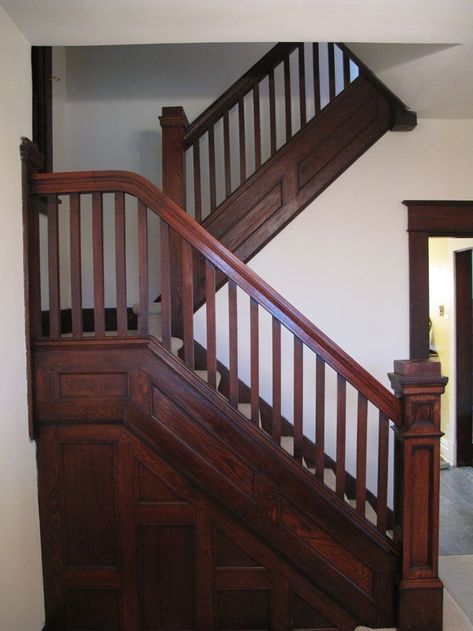 Restoring a 1912 Foursquare Home Victorian Farmhouse Staircase, Four Square Craftsman House, 1900s Staircase, Arts And Crafts Staircase, Four Square House Exterior, 1900 Staircase, Four Square Homes Interior, Foursquare House Interior, Cottage Staircase Ideas