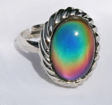 Vintage 1970s mood ring. I don't remember who he was, but someone once said "I bought my wife a mood ring. When she was happy it was blue. When she was mad...it left a big red mark in the middle of my forehead!". Sunday Night Reminder, Night Reminder, Starting All Over Again, Superhero Shirts, Morning Outfit, Board Mood, Coffee Mood, White Coats, Famous Legends