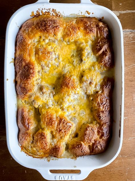 Biscuit and Gravy Breakfast Casserole | Easy Make Ahead Breakfast - The Farmstyle Kielbasa And Tortellini, Biscuit And Gravy Breakfast Casserole, Sheet Pan Kielbasa, Gravy Breakfast Casserole, Biscuit And Gravy, Easy Homemade Gravy, Gravy Breakfast, Biscuits Breakfast, Easy Make Ahead Breakfast