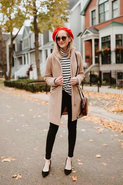 Basics For Winter, Cocoon Coat Outfit, Jcrew City Coat, J Crew Cocoon Coat, Preppy Basics, Kelly In The City, Parisian Chic Style, J Crew Style, Long Sleeve Coat