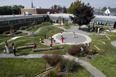 Courtyard School, Playground Design Plan, School Outdoor Area, School Courtyard, Outdoor Ramp, Outdoor Learning Spaces, Play Garden, Landscape Structure, Creative Landscape