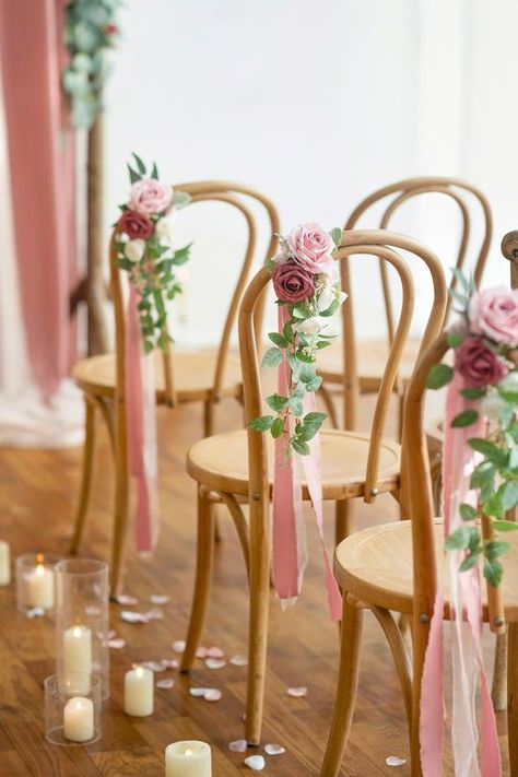 Cinnamon Rose Wedding, Wedding Aisle Decoration, Rose Wedding Theme, Pew Flowers, Wedding Aisle Decor, Cinnamon Rose, Rose Floral Arrangements, Best Wedding Colors, Handmade Bouquets