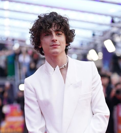 Timothée Chalamet | Bones and All premiere | London | October 2022 Timothee Chalamet Bones And All, Bones And All Premiere, Bones And All, Tim Tam, Timmy T, London Film Festival, Best Dressed Man, Cool Face, The Perfect Guy