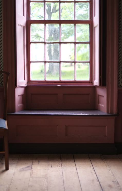 Window Seat With Shutters, Bay Window Interior Design, Georgian Window Seat, Interior Window Colors, English Windows, Historic Deerfield, Shaker House, Old House Exterior, England Architecture