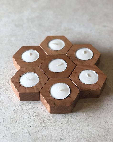 Wood Tea Light Holder Diy, Wooden Candle Holder Patterns, Wooden T Light Holders, Wooden Tealight Candle Holders Diy, Lilin Aroma, Tea Light Wooden Candle Holder, Wood Tea Light Holder, Unique Candle Holders, Diy Candle Holders