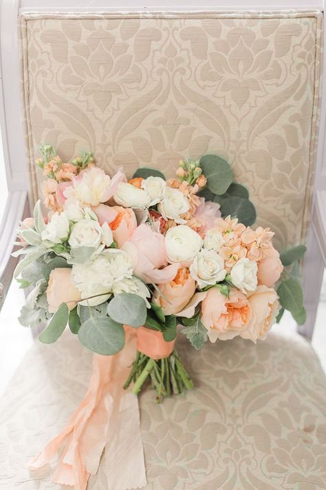 Blush Ivory And Peach Wedding, Peach And Ivory Bouquet, Apricot Blush Wedding, Ivory Peach Wedding, Peach Rose Wedding Bouquet, Peach Wedding Ceremony, Muted Wedding Bouquet, Peach Peonies Bouquet, Peachy Wedding Bouquet