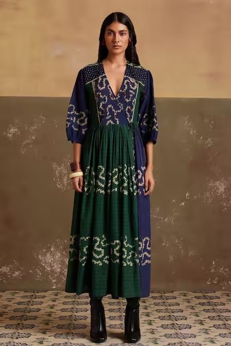 Buy Emerald Green Cotton Printed And Embroidered Poem Color Block Dress For Women by Cord Online at Aza Fashions. Block Print Kurti Designs Latest, Block Printed Dress, Print Kurti Designs Latest, Aesthetic Kurta, Block Print Kurti Designs, Printed Kurti Designs, Clothing Pattern Design, Kurti Style, Kurti Sleeves Design