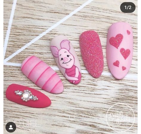 Easy Nail Polish Designs, Disneyland Nails, Character Nails, Disney Acrylic Nails, Spell Love, Disney Nail, Cute Pink Nails, Art Designs Ideas, Halloween Acrylic Nails