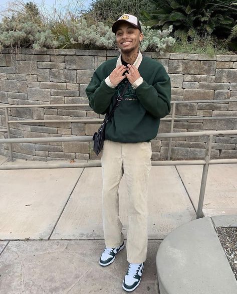 Jordan 1 Green Outfit Men Style, Men’s Low Dunks Outfit, Georgetown Dunks Outfit Men, Jordan 1 Lucky Green Outfit Man, Men Baggy Outfit, Men’s Outfits With Nike Dunks, Prom Suit Outfits, Jordan 11 Outfit Men, Green Shoes Outfit