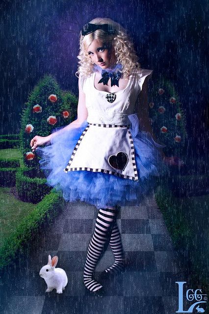 Alice in Wonderland inspire tutu costume by Abby's TuTu Factory and beautiful photography work by Looking Glass Girls Theme Carnaval, Alice Costume, Mad Hatter Party, Alice In Wonderland Costume, Wonderland Costumes, Hallowen Costume, Alice In Wonderland Theme, Alice In Wonderland Tea Party, Alice In Wonderland Party