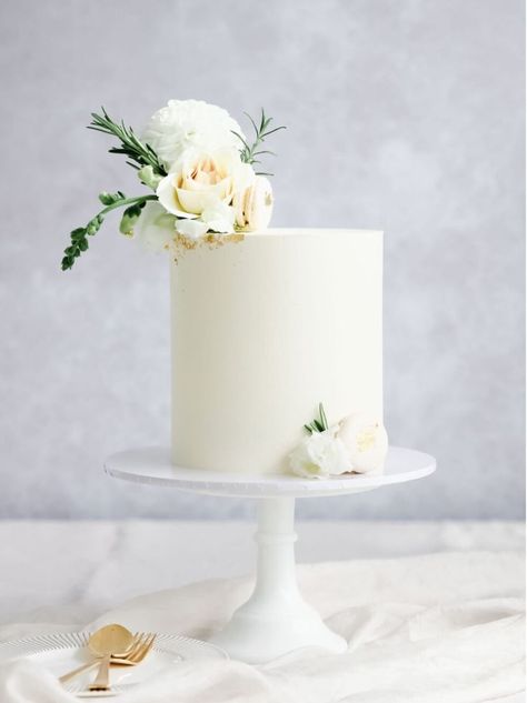 Tall Single Tier Cake, 1 Tier Wedding Cake With Flowers, Wedding Cake 1 Tier, Simple White Wedding Cake, Intimate White, Simple White Wedding, Wedding Cake Designs Simple, Rose Cakes, Wedding Cake Simple Elegant