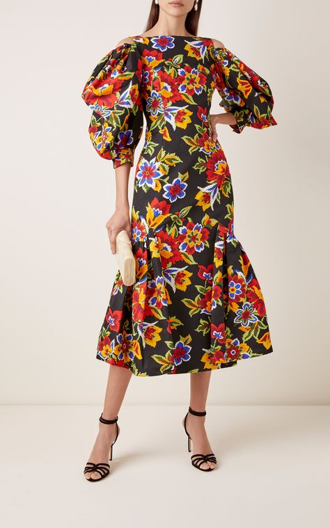 Cold-Shoulder Floral Cotton And Silk-Blend Dress by CAROLINA HERRERA Now Available on Moda Operandi Carolina Herrera 2022, Mermaid Fit, Carolina Herrera Dresses, Cotton Gowns, Floral Cotton Dress, Haute Couture Fashion, Modern Dress, Carolina Herrera, Balloon Sleeves