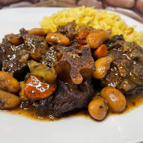 Jamaican Oxtail with Butter Beans - eatwithyoureyesllc.com Jerk Oxtails, Jamaican Oxtail Stew, Jamaican Oxtail, Caribbean Foods, Jamaican Rice, Brown Stew Chicken, Jamaica Food, Oxtail Stew, Sauteed Carrots