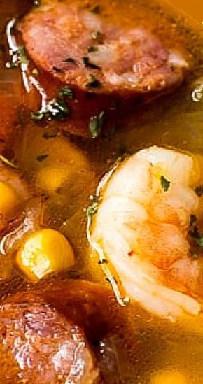 Low Country Boil Recipe, Country Boil, Low Country Boil, Cajun Creole Recipes, Boiled Food, Chowder Soup, Country Recipes, Gumbo Recipe, Louisiana Recipes